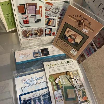 Tote with crafting patterns