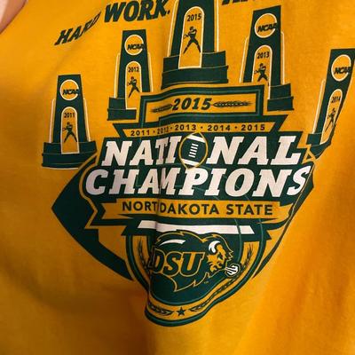 Women’s clothing & shoes