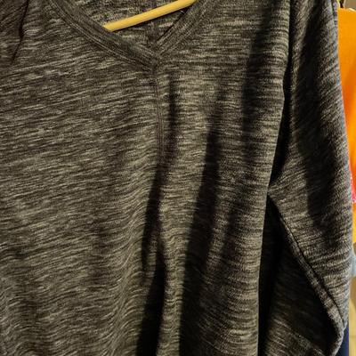 Women’s clothing & shoes