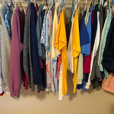 Women’s clothing & shoes