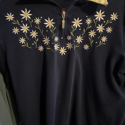 Women’s clothing & shoes