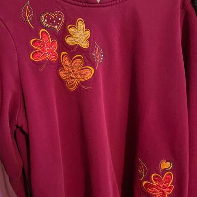 Women’s clothing & shoes