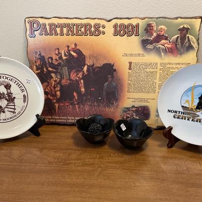 Vintage plates and wall decor