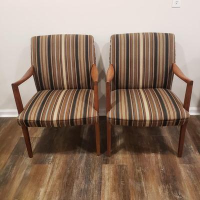 Pair of Gunlocke Co. MCM Upholstered Chairs (BLR-KD)