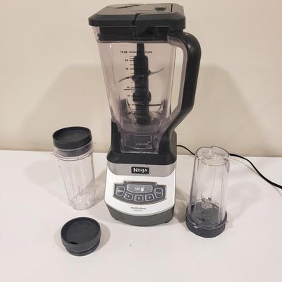 Ninja Professional 1100 watt Blender (BLR-KD)