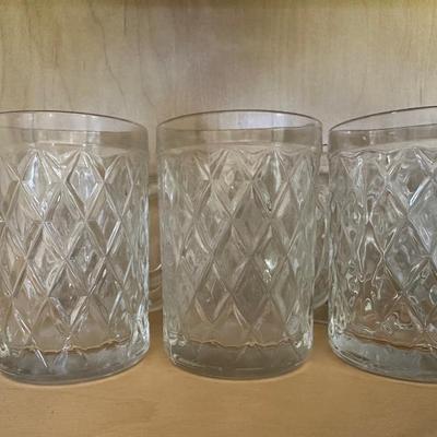 French Diamond-Pattern Glass Mugs
