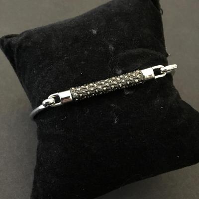 Beautiful stainless steel rhinestone dainty bracelet very nice