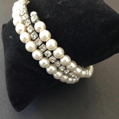 Super cute faux pearl rhinestone wrap bracelet