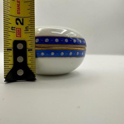 Richard Ginori Italy Hand-Painted Porcelain Box with Rose & Blue Ribbon