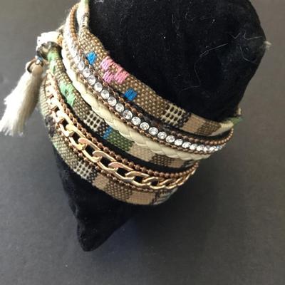 Cute magnetic bracelet