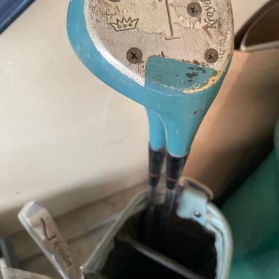 Vintage ladies golf clubs