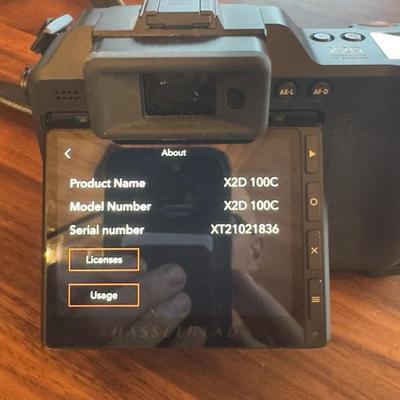 Hasselblad X2D 100C Mirrorless Medium Format Digital Camera Boxed w accesories
