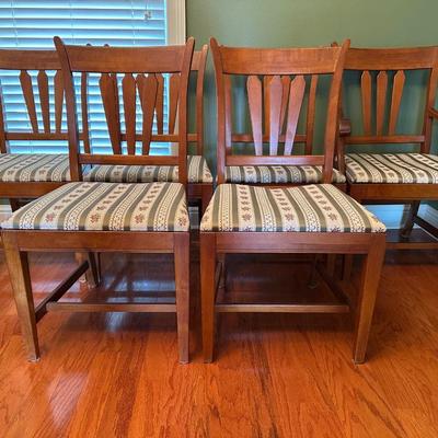 Vintage Solid Wood Dining Table with 6 Matching Chairs and Two Leaves