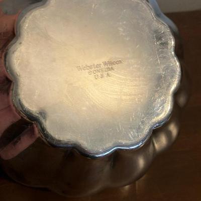 Vintage Webster Wilcox Oneida USA Silver Plated Bowl With Scalloped Edge 6.5” across and 3.25” high