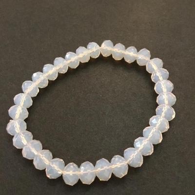 Light pink glass bead stretch bracelet