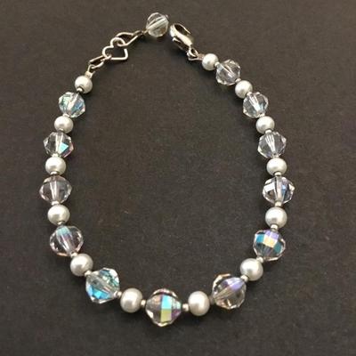 Cute crystal bead bracelet