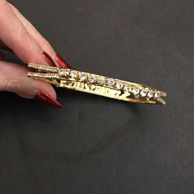 Beautiful Gold, toned rhinestone octagon shaped bracelet