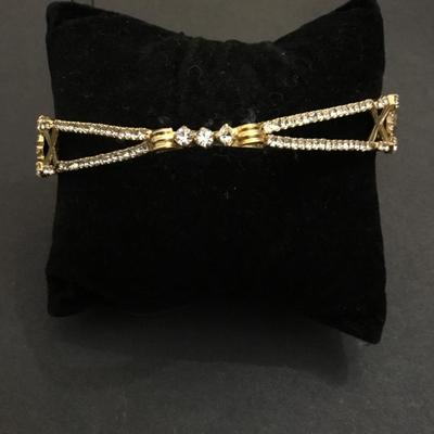 Beautiful, gold, toned, crystal rhinestone square bangle bracelet