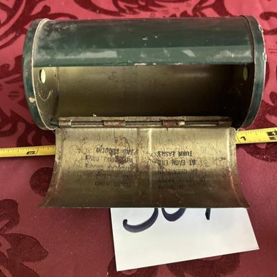 Vintage Bob-Bet Bait Box