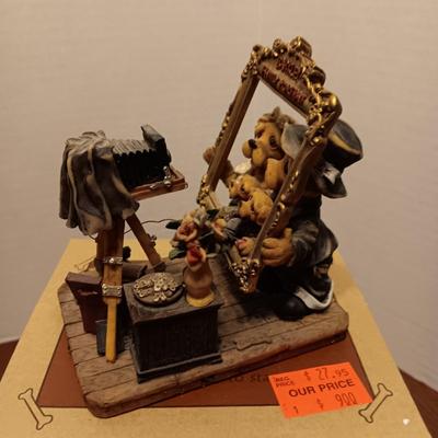 3 COLLECTIBLE FIGURES