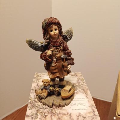 3 COLLECTIBLE FIGURES