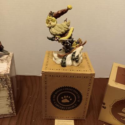 3 COLLECTIBLE FIGURES