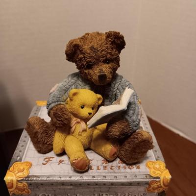 4 COLLECTIBLE FIGURES