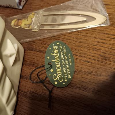 3 COLLECTIBLE FIGURES