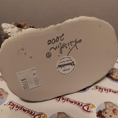 3 COLLECTIBLE FIGURES