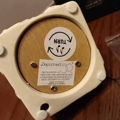 3 COLLECTIBLE FIGURES