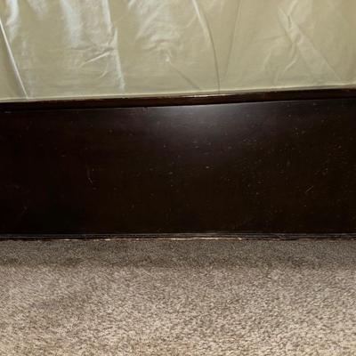 QUEEN SIZE BED FRAME WITH DRAWERS