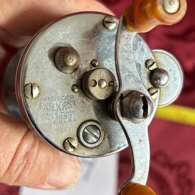 Pflueger Skilkast Model 1953 Reel
