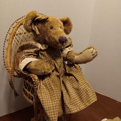 BOYDS BEARS AND MORE