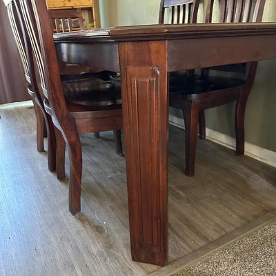 SOLID WOOD DINING TABLE WITH 2 ARM CHAIRS AND 4 SIDE CHAIRS