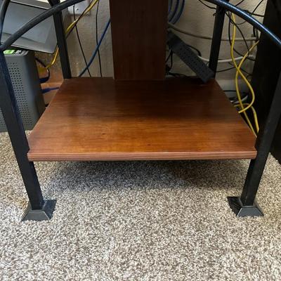1 DRAWER NIGHTSTAND/TABLE