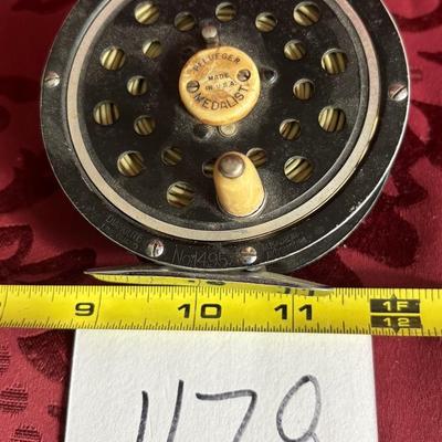 Pflueger Medalist Fly fishing Reel