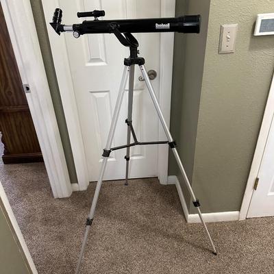 BUSHNELL 18-1561 TELESCOPE WITH TRIPOD