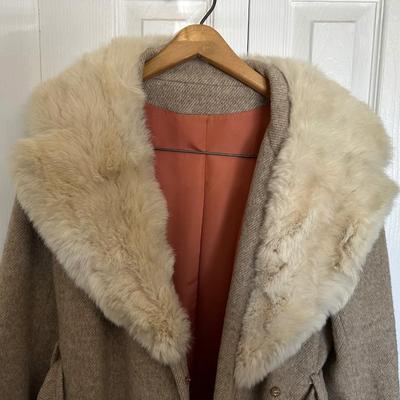 LADIES COAT