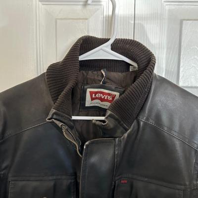LEVIS JACKET
