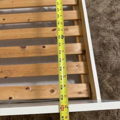 White Twin Daybed with Trundle and Matching Three-Drawer Chest