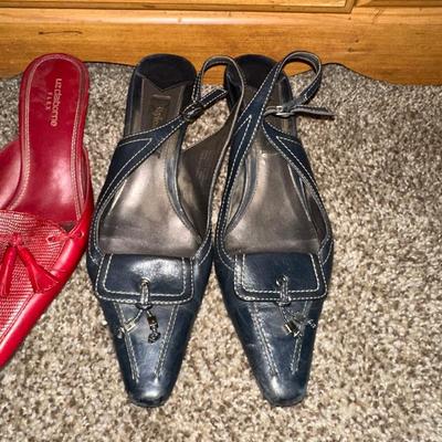 SIZE 6 HEELED LADIES SHOES