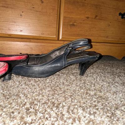 SIZE 6 HEELED LADIES SHOES