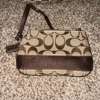 COACH HANDBAG WITH PURSE