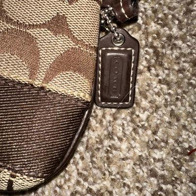 COACH HANDBAG WITH PURSE