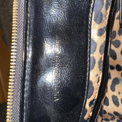 VICTORIA SECRETS LARGE HANDBAG