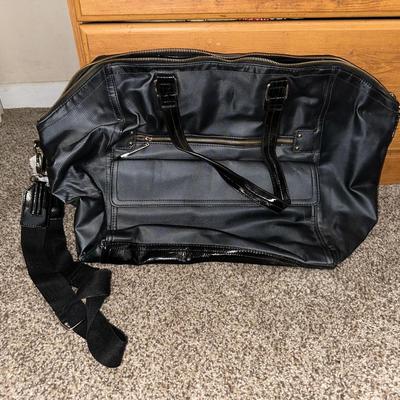 VICTORIA SECRETS LARGE HANDBAG