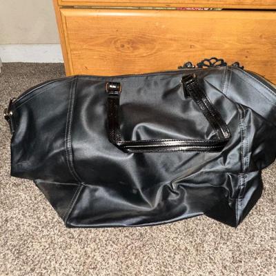 VICTORIA SECRETS LARGE HANDBAG