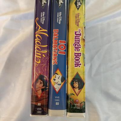 Sale Photo Thumbnail #104: Vintage black diamond classic Disney VHS movies