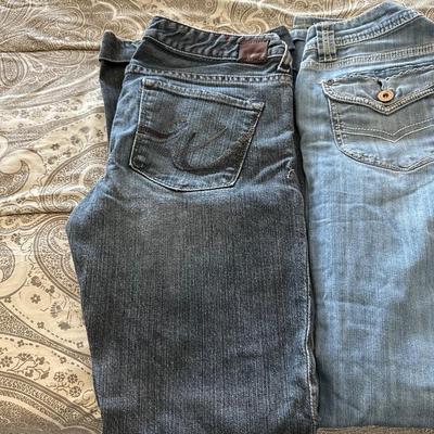 LADIES JEANS