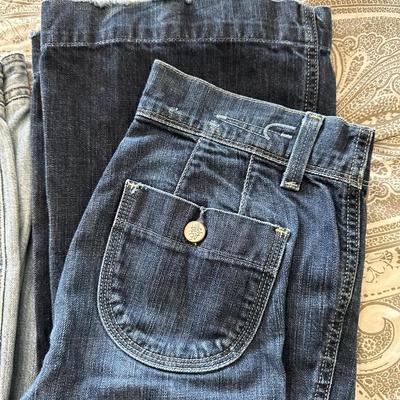 LADIES JEANS